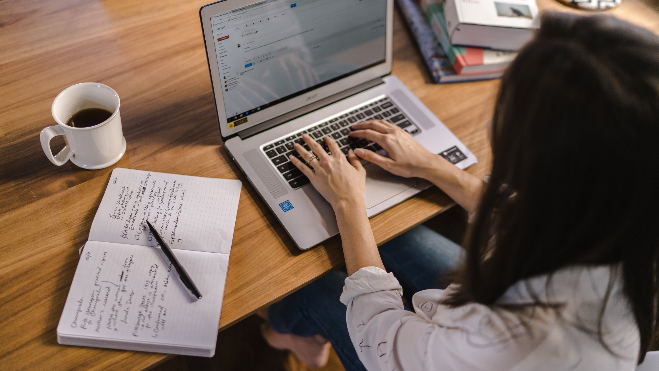 Tools wie Notion helfen bei umfangreichen Projekten den Überblick zu bewahren.