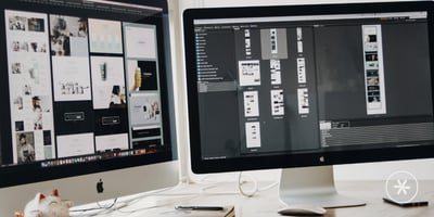 Setup mehrerer Bildschirme mit fortgeschrittenen digitalen Tools.